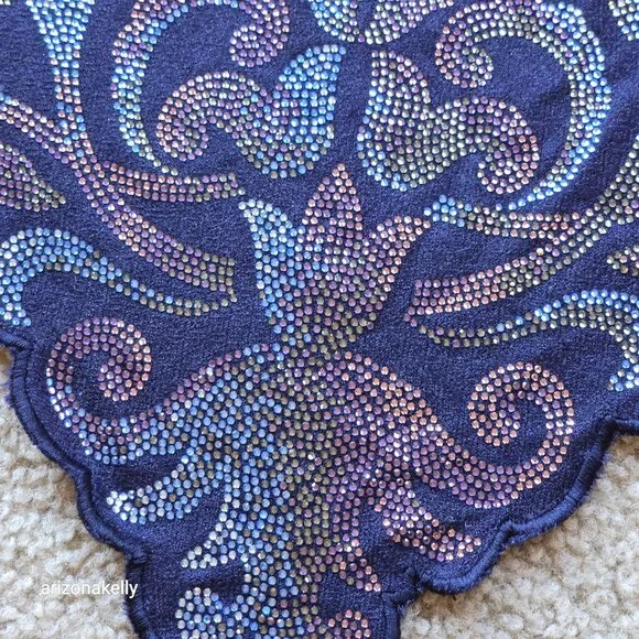 NWOT Crystal Cashmere Scarf Bedazzled Gem Sparkle Rhinestone Ahujasons - Picture 16 of 17